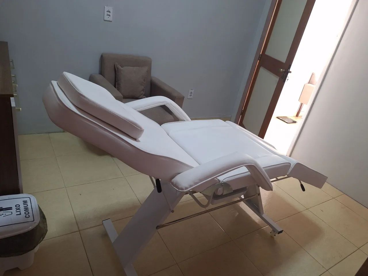 Procuro alguém para dividir esse ponto comercial  - Foto 2