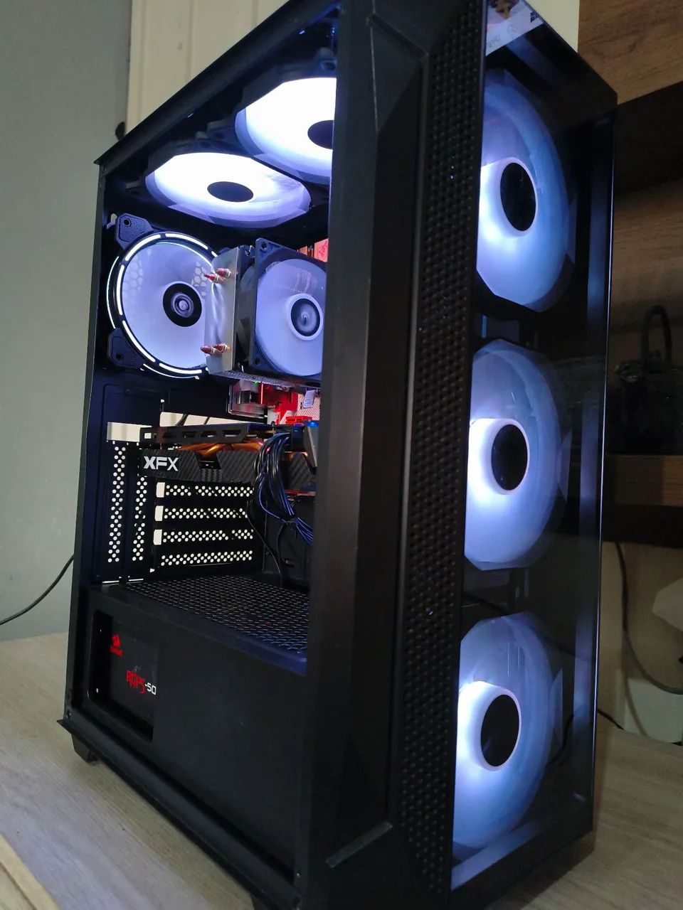 Pc gamer xeon v2 +rx xfx de 8gb