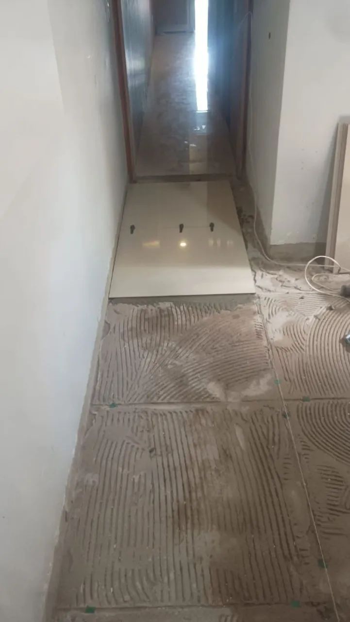 Serviço de escadas pre moldadas e pisos e porcelanato  - Foto 4