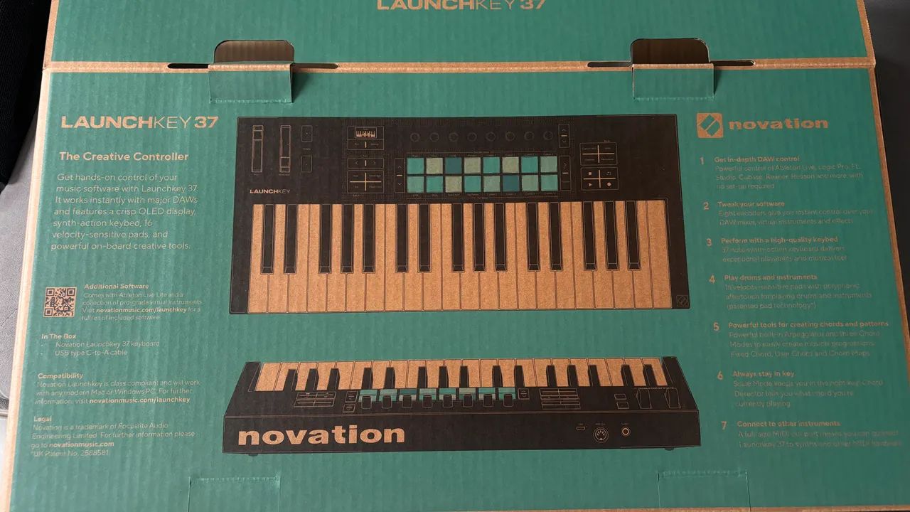 Controlador Novation Launchkey 37 MK4 COM BAG - Equipamentos e