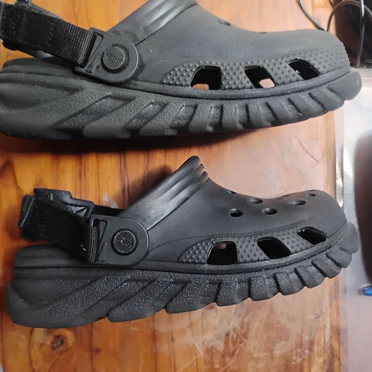 Crocs iconic comfort tam 33 J2 - Foto 2