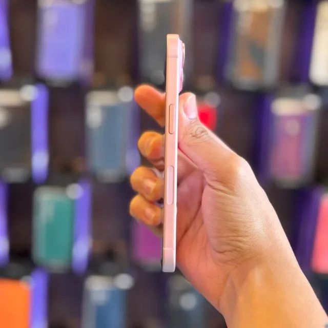 iPhone 15 - 128GB - Pink (Rosa) - Foto 4