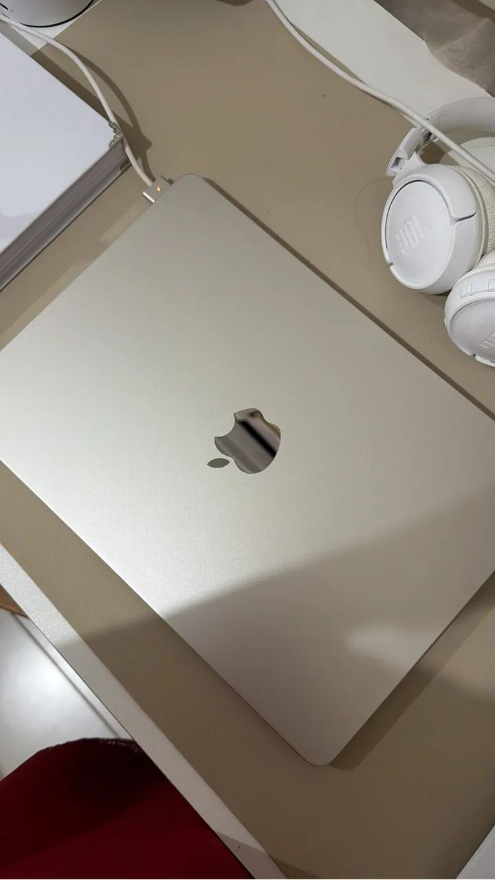 MacBook M4 13?