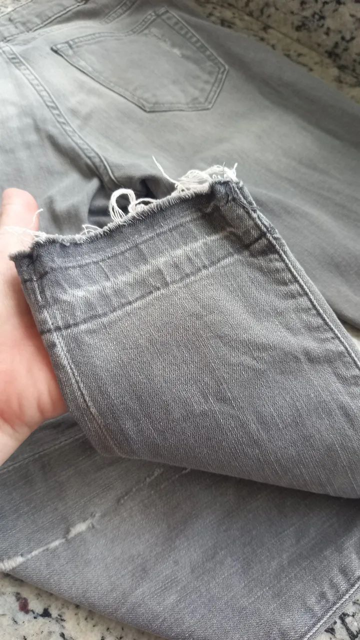 Calça jeans feminina cinza tamanho 38 - Foto 5