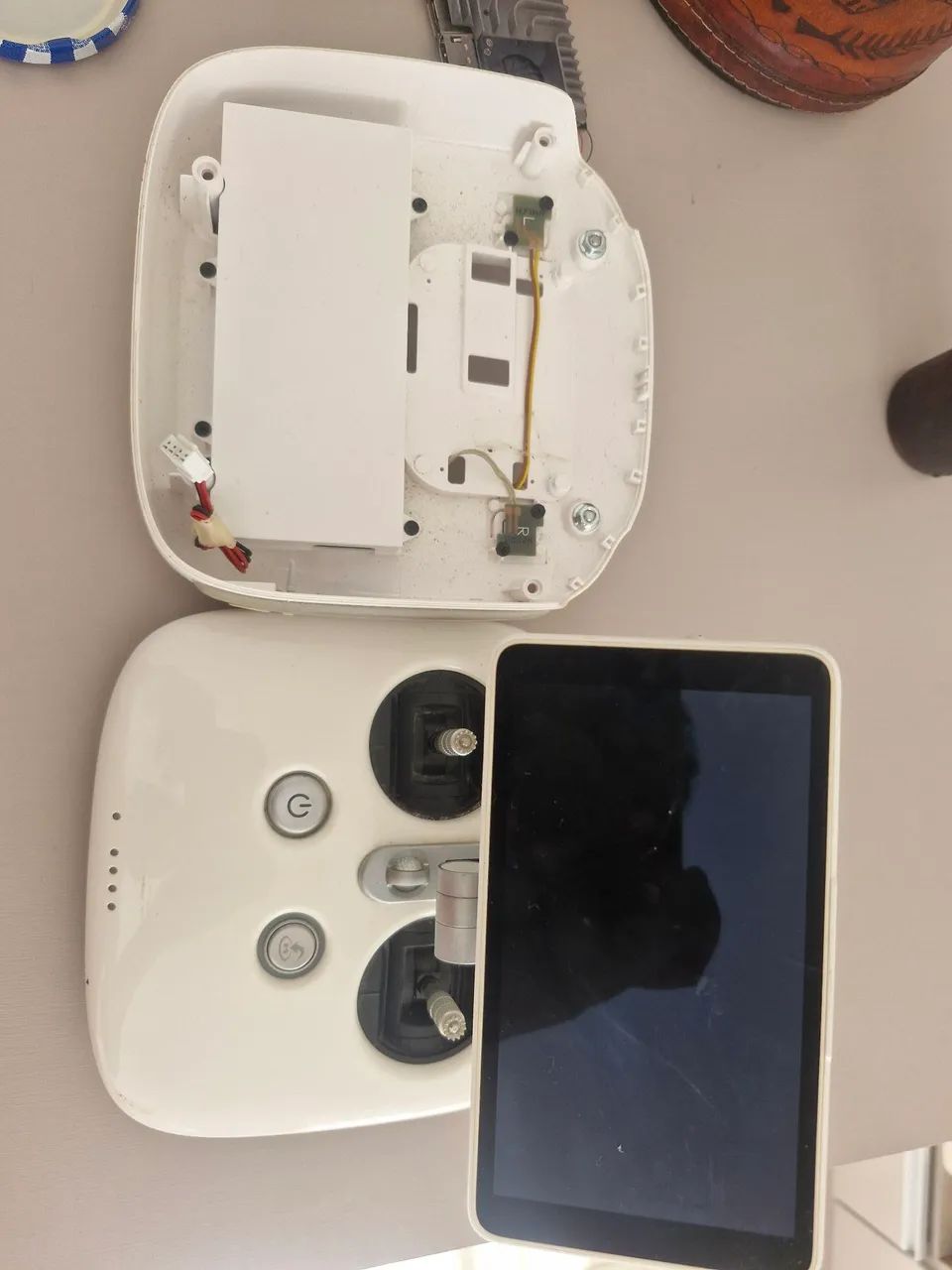 Controle phantom 4 pro plus dji (DEFEITO) - Foto 3