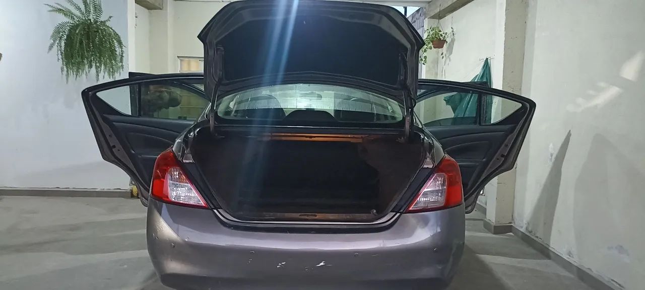 Nissan Versa 1.6 16V FLEX SL 4P MANUAL 2014