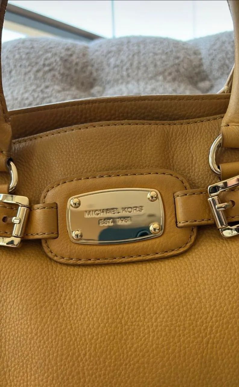 Bolsa Michael Kors grande - Foto 2