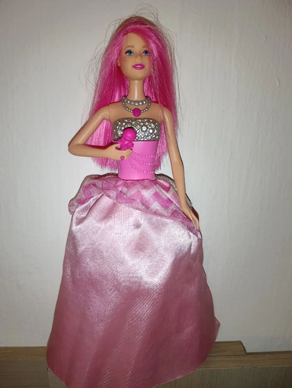 Barbie Rock and Royals Funcionando - Foto 2