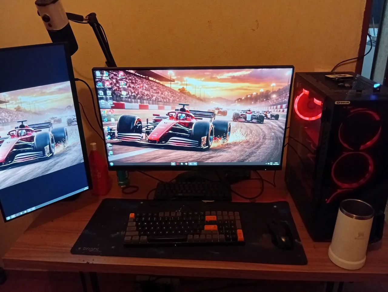 Pc gamer / faço troca em iPhone 