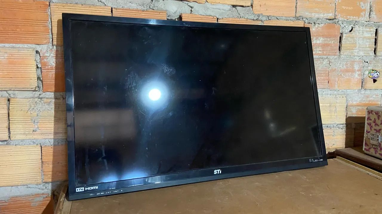 TV marca STI 42 polegadas  - Foto 2