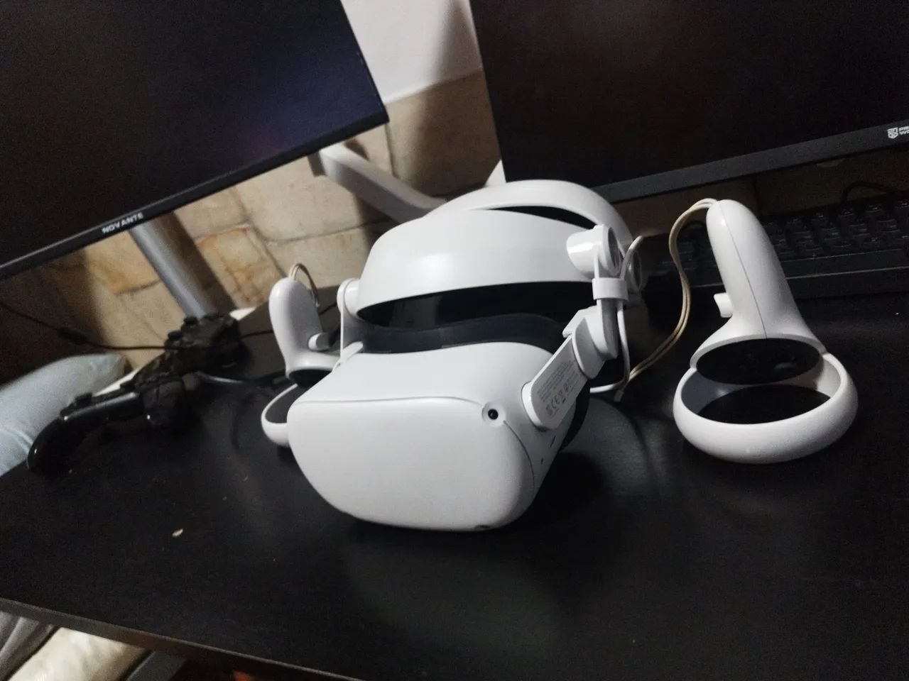  Óculos VR Meta Quest 2 com Strap - Foto 2
