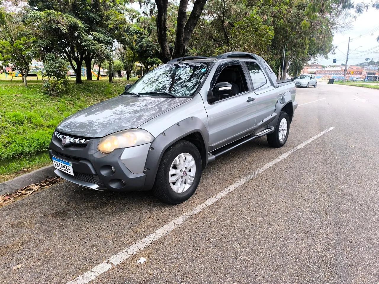 Fiat Strada Adventure1.8/ 1.8 Locker Flex CD 2013