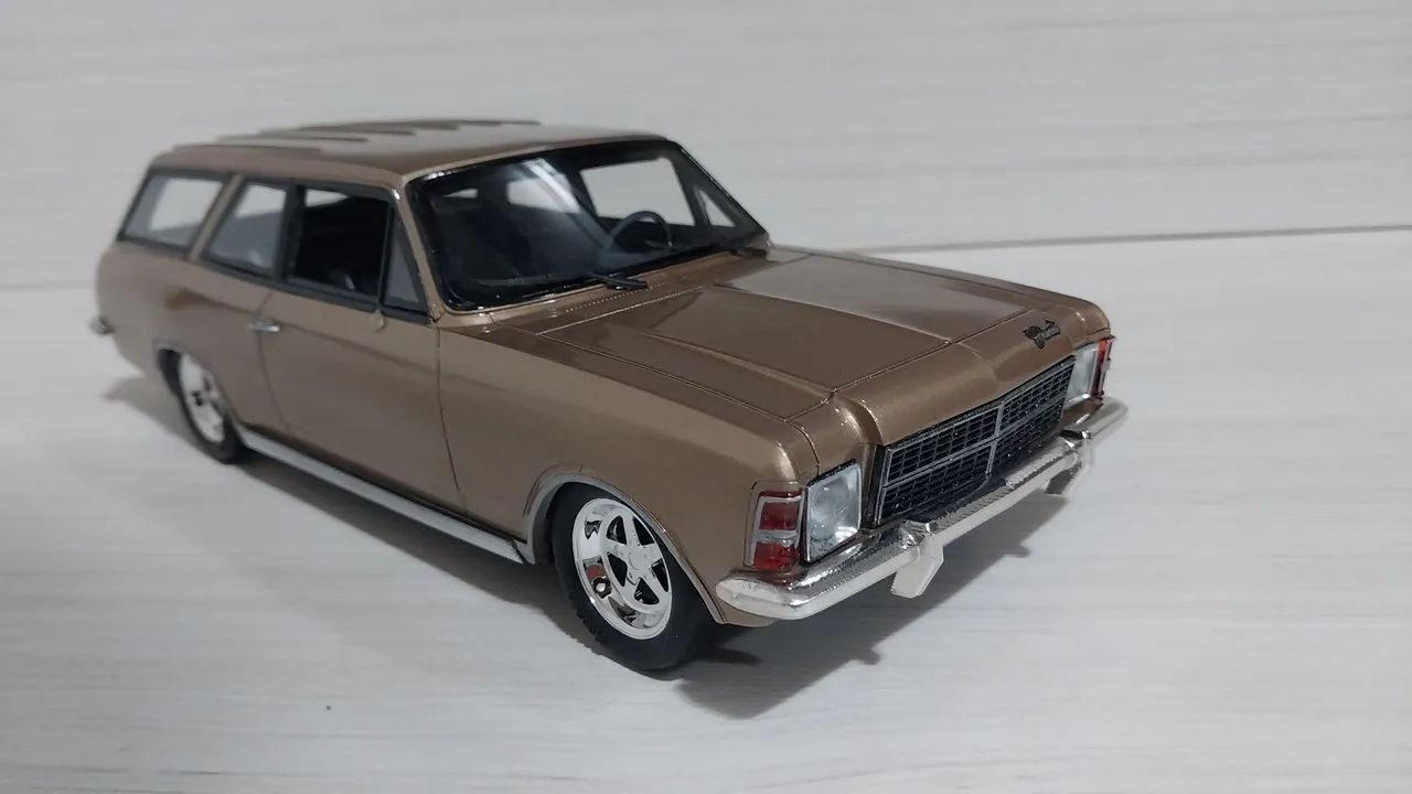 Miniatura Caravan 1/18 (Em 3D) - Foto 3
