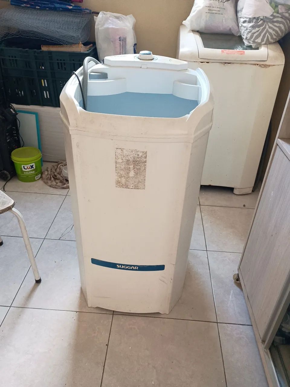 Tanquinho de lavar roupas 