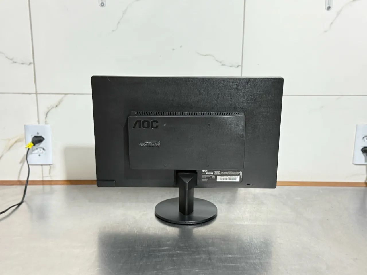 Monitor Aoc 19 Polegadas Seminovo  - Foto 3