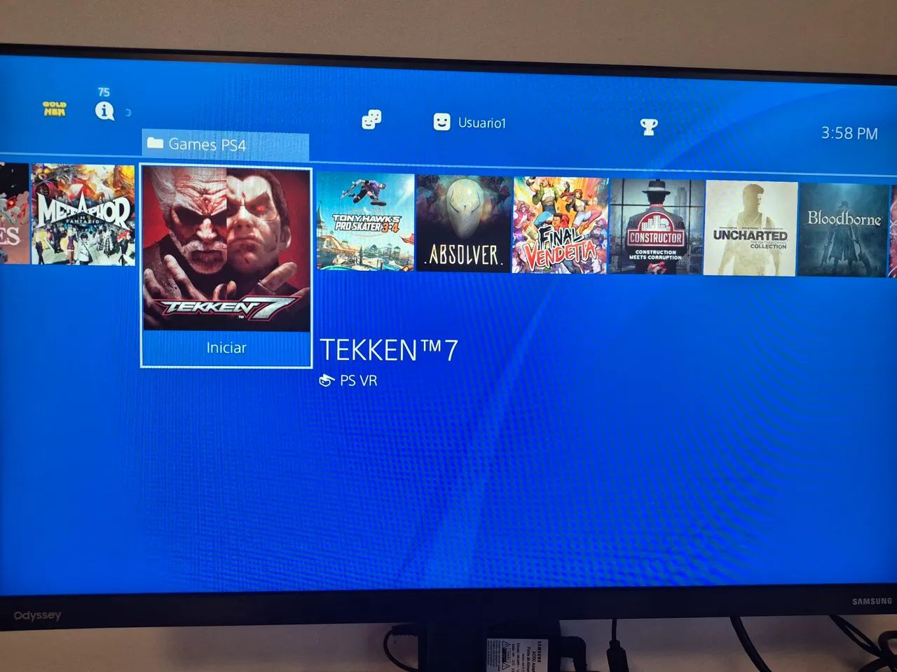 Ps4 desbloqueado 1tb com 2 controles - Foto 2