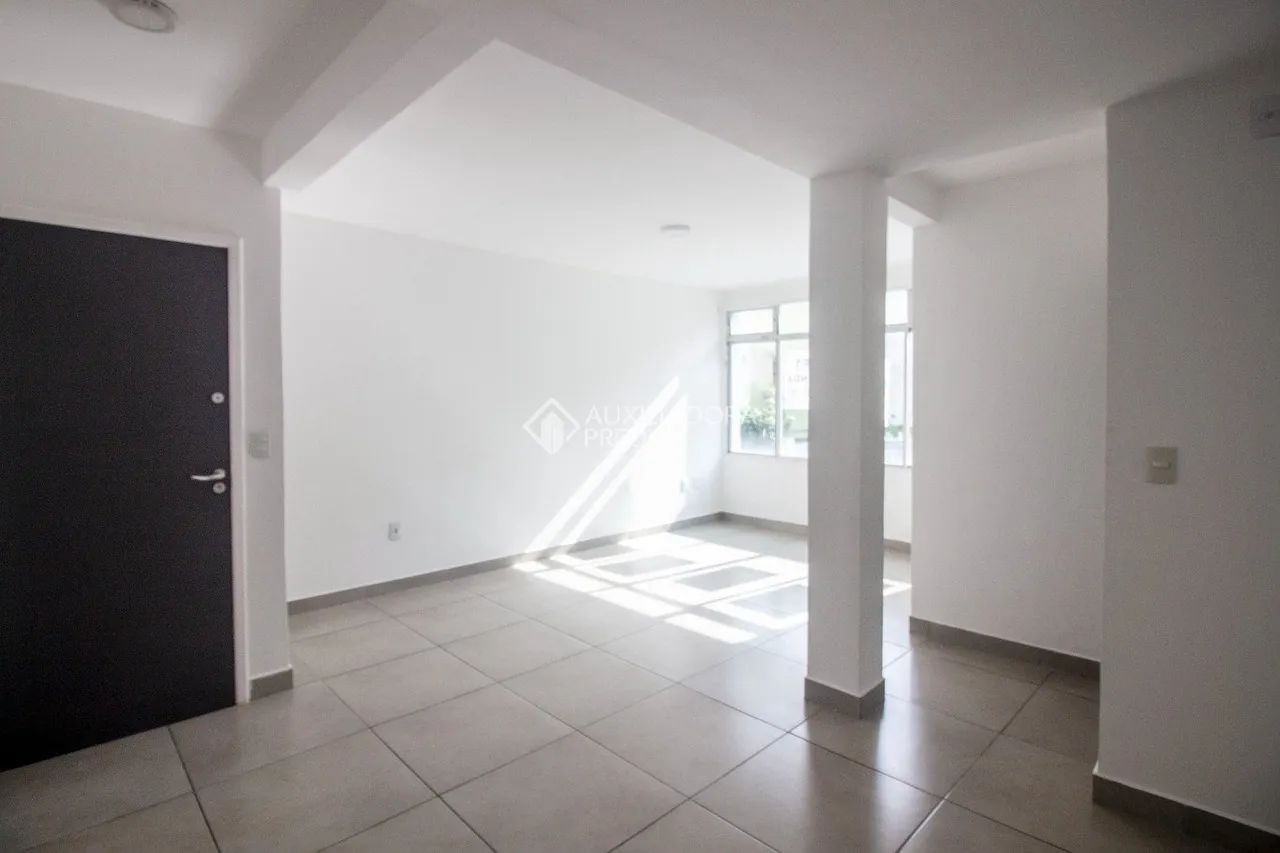 Apartamento à venda com 2 quartos,1 vaga no Itacorubi, Florianópolis-SC. - Foto 3