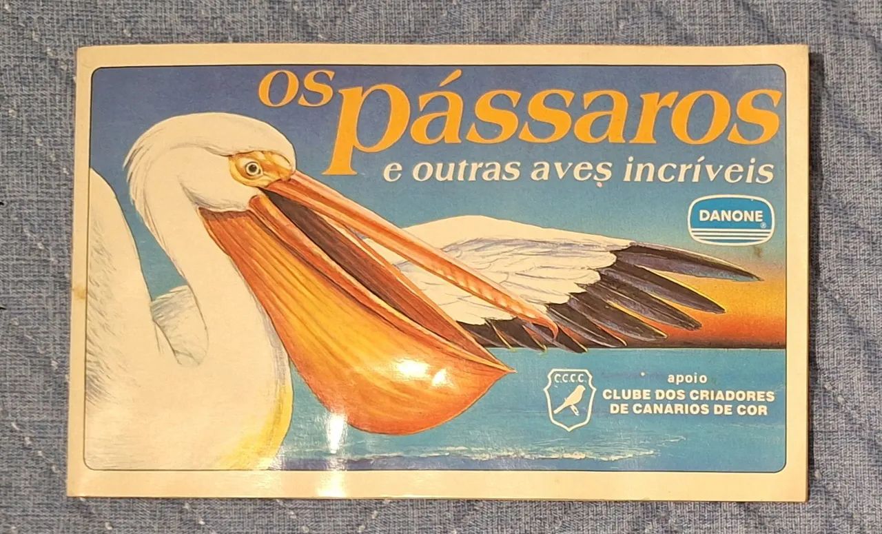Álbum de Figurinhas Os Pássaros Danone