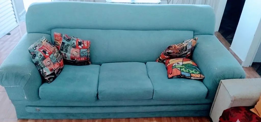 Sofá de 3 Lugares Confortável - Oportunidade!