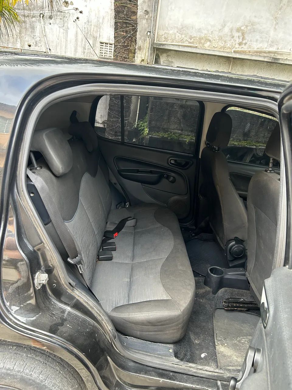 Fiat Uno Attractive 1.0 Flex 6V 5P 2017 - Foto 2