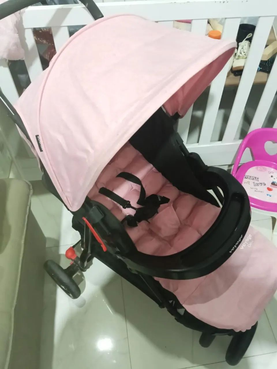 Carrinho e bebê conforto de menina  - Foto 3