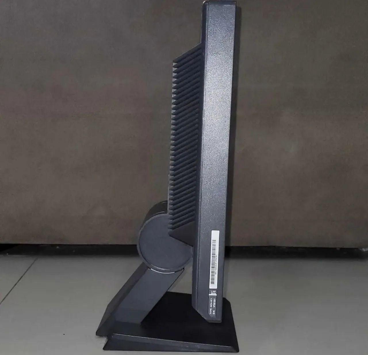 Monitor Lenovo Lcd 18,5 Polegadas  - Foto 3