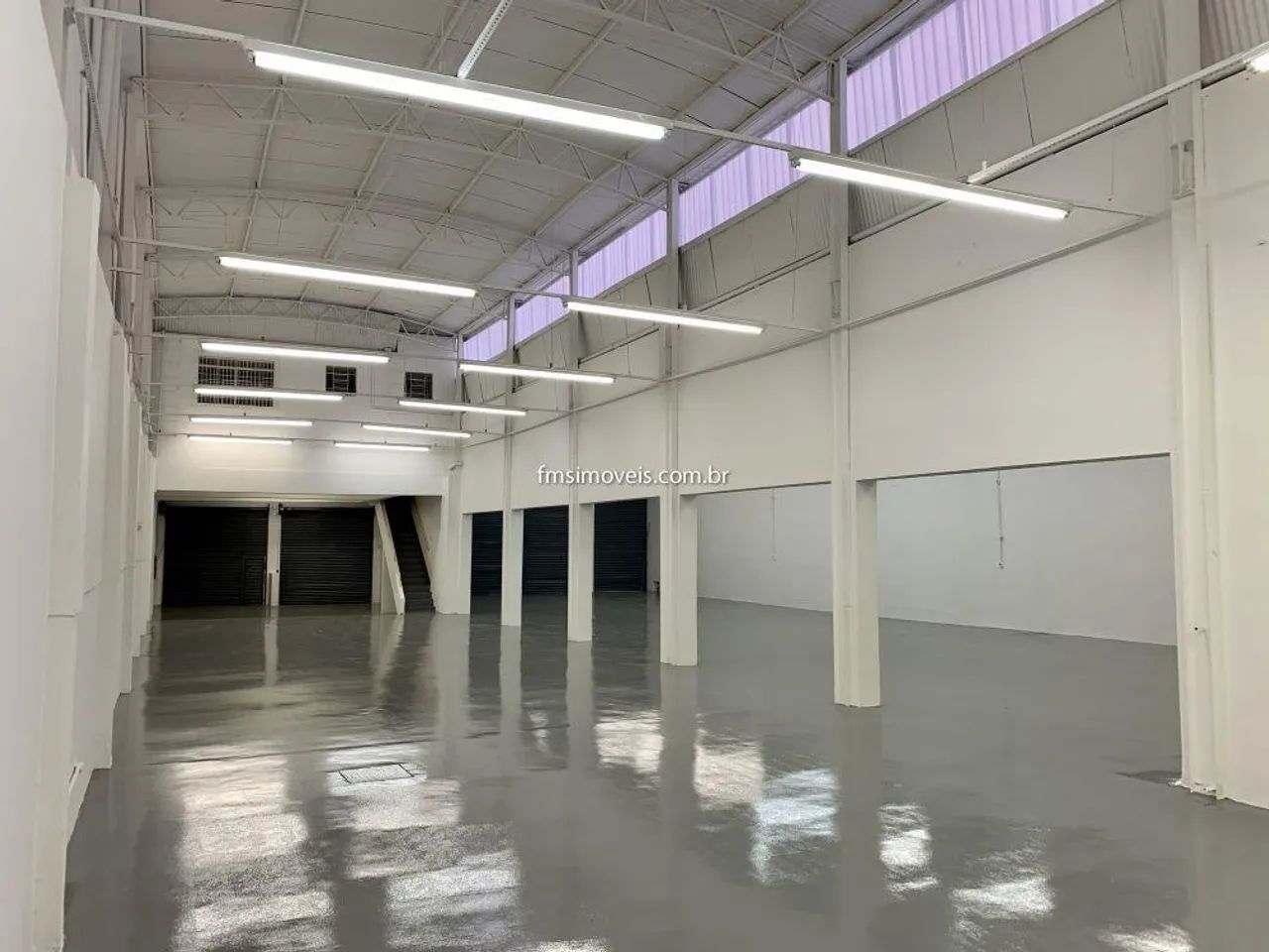 Galpão com 840m² na Barra Funda