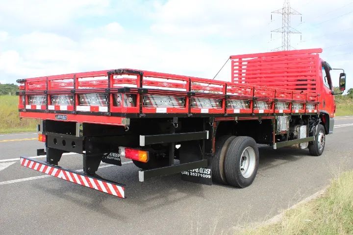 Mb Accelo 815 2018 - Foto 3