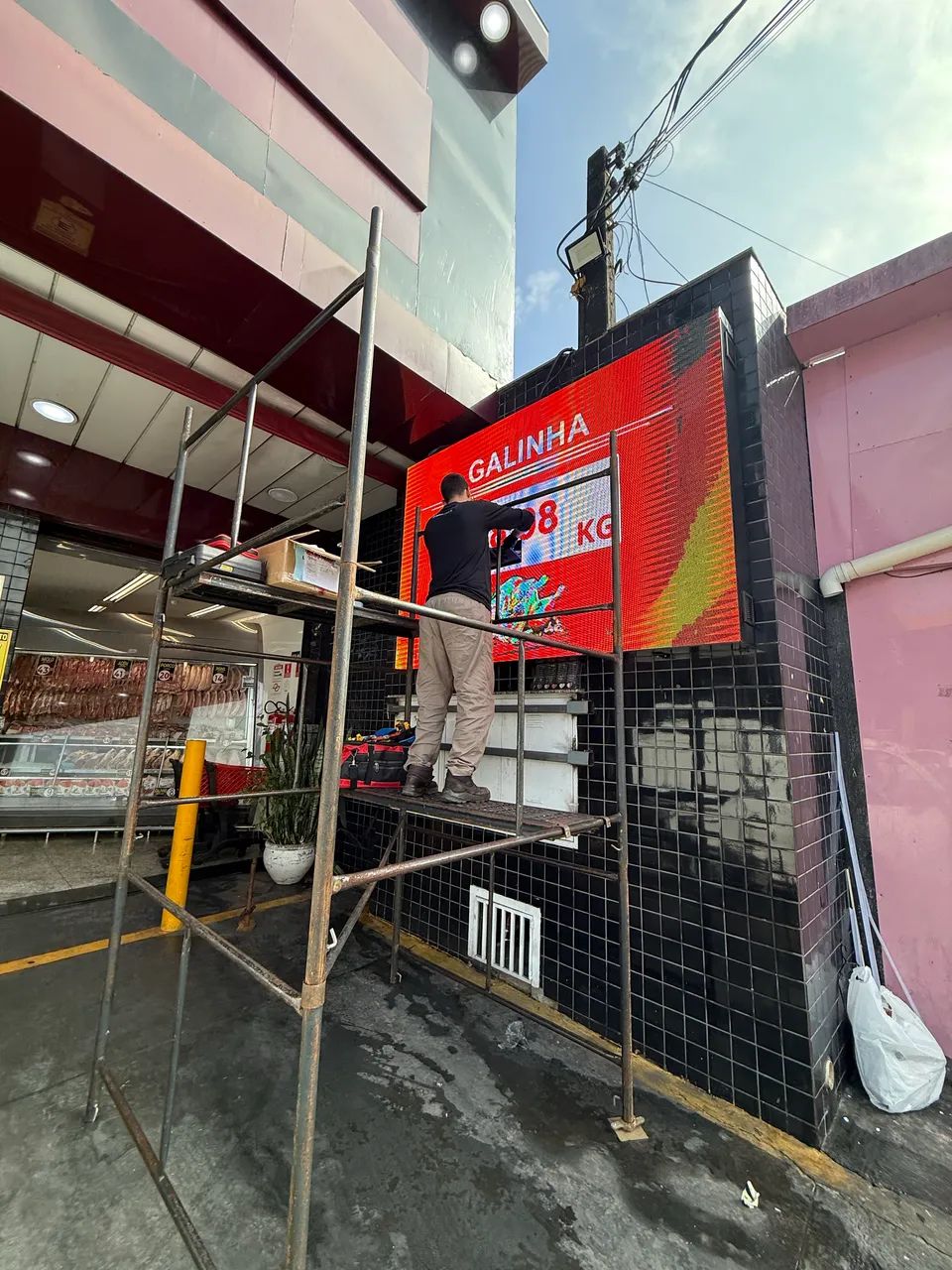 Técnico eletricista de painel de Led  - Foto 5