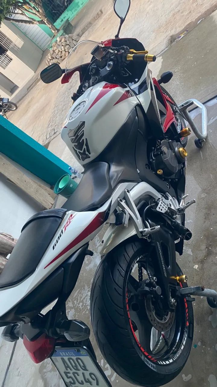 Vende-se moto cbr600rr extra  - Foto 5