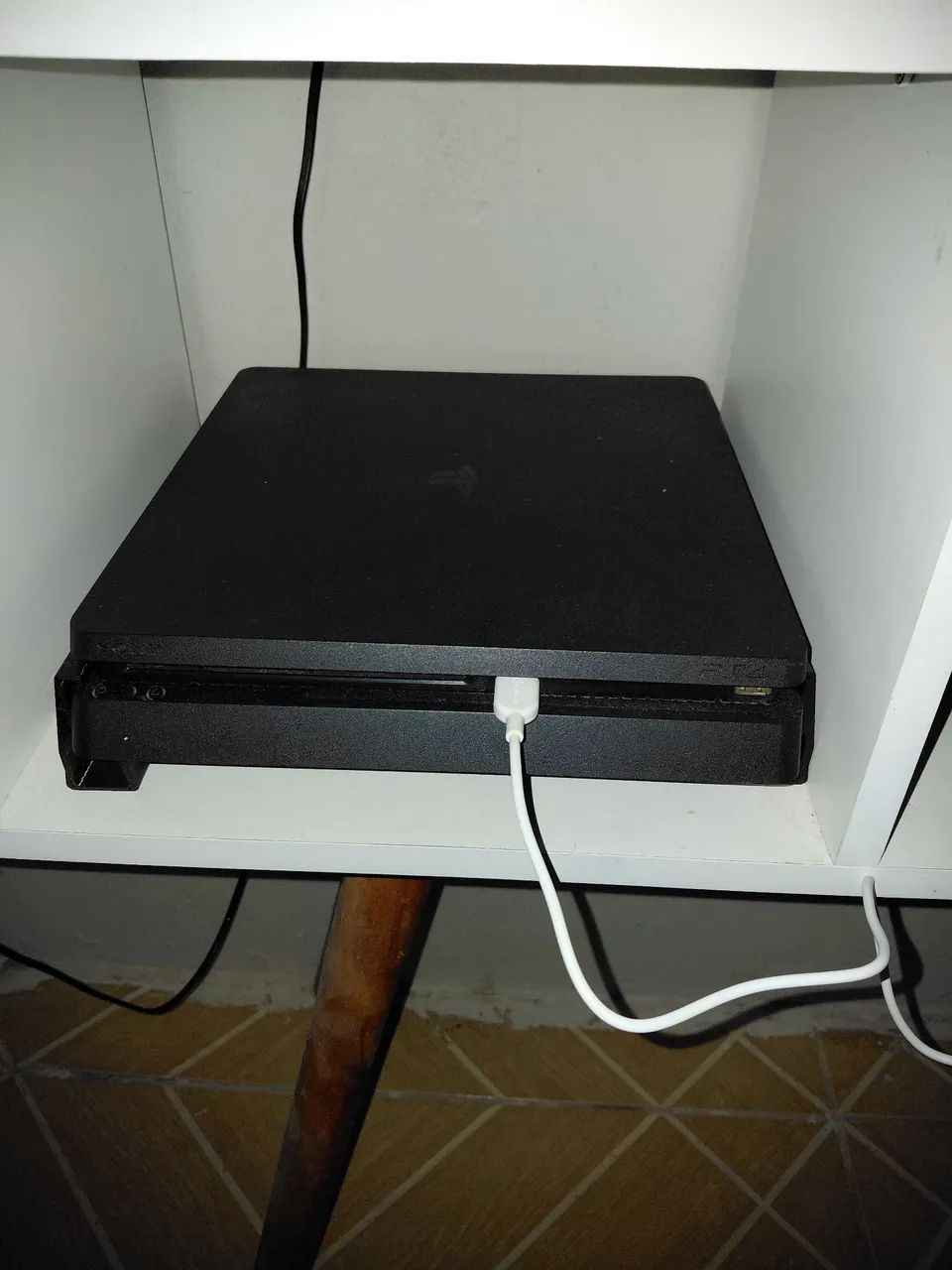 PlayStation 4 slim