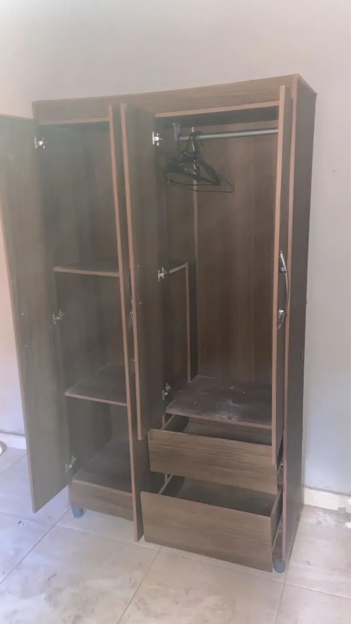 Guarda roupa 