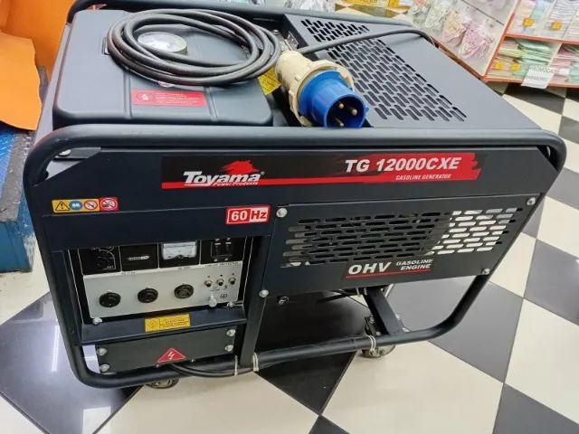 VENDO GERADOR TOYAMA TG 12000 CXE SEMI NOVO 10,5 KVA POTENCIA
