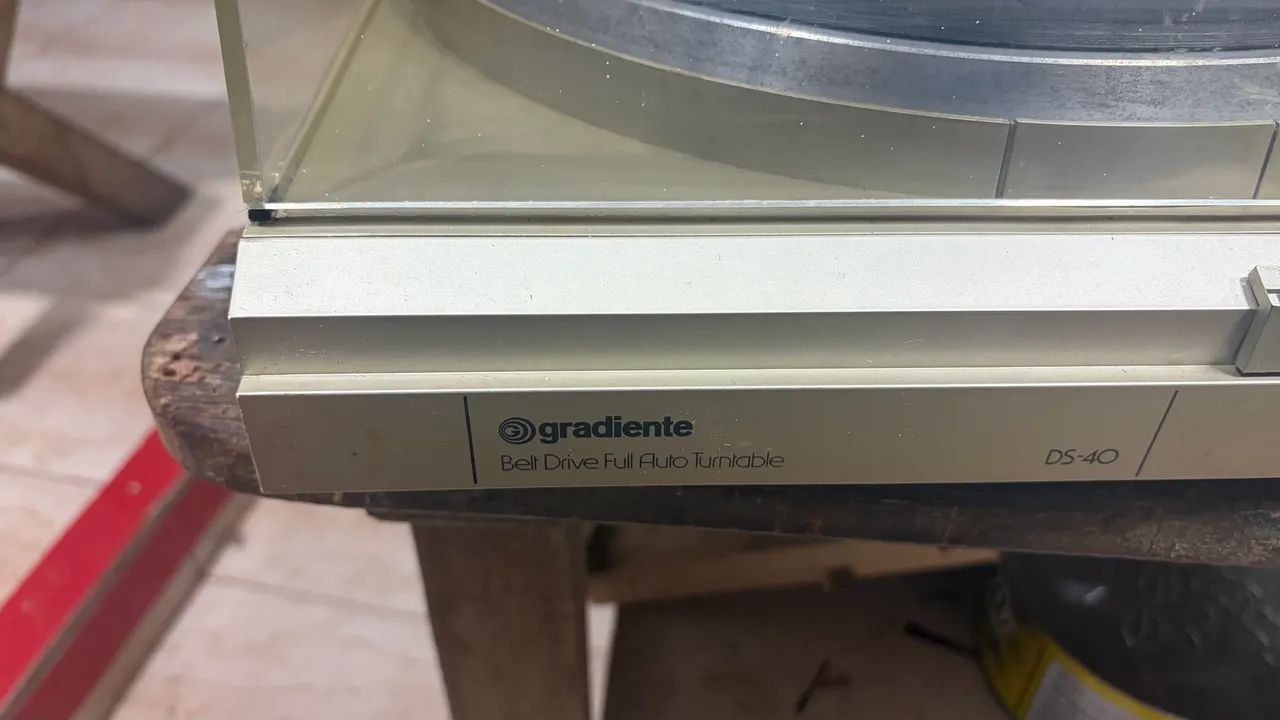Toca discos Gradiente D40 automático  - Foto 4