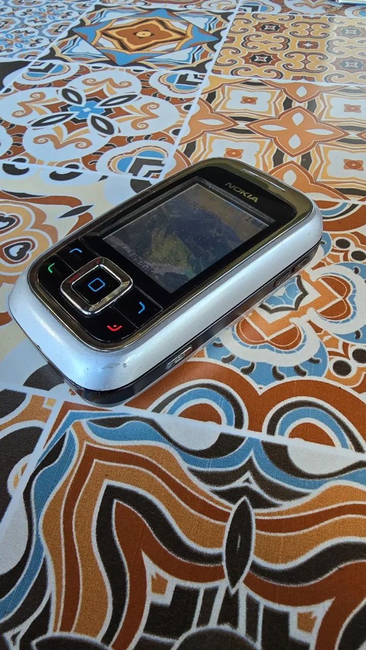 Nokia 6111 Black na caixa com acessórios operadora claro - Foto 3