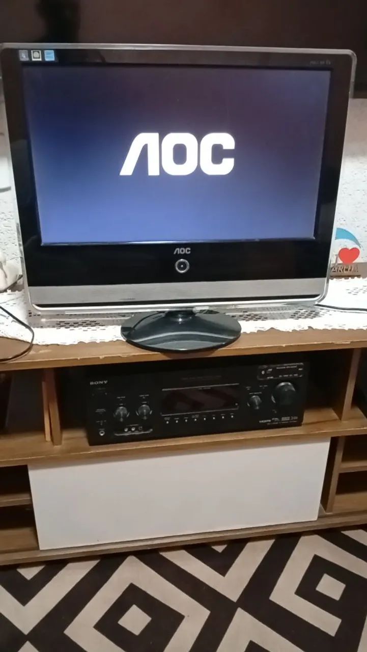 Tv monitor AOC 22 polegadas com hdmi VGA av Pc áudio 