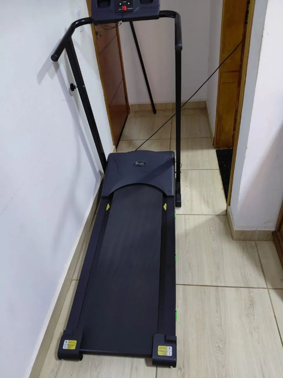 Esteira elétrica dream fitness usada poucas vezes , está em estado de nova !!