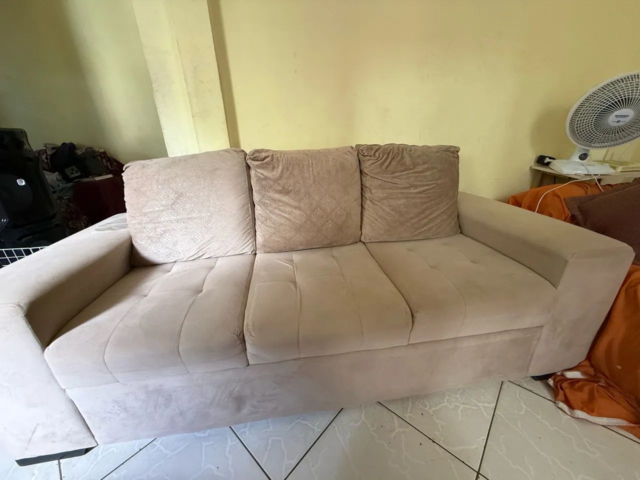 Sofá de 3 lugares 