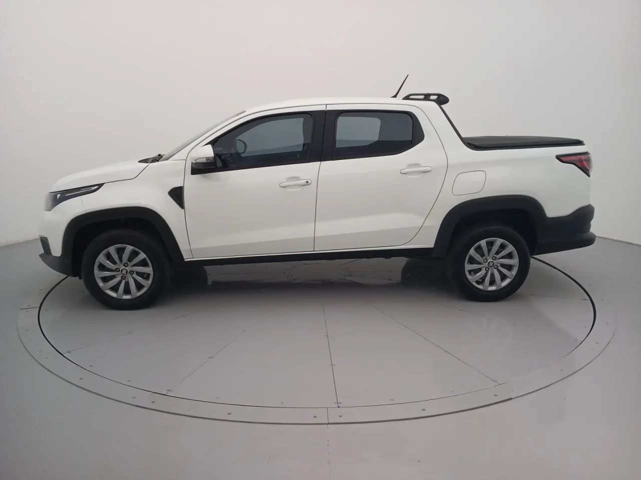 Fiat Strada Freedom 1.3 Flex 8V CS Plus 2024 - Foto 2