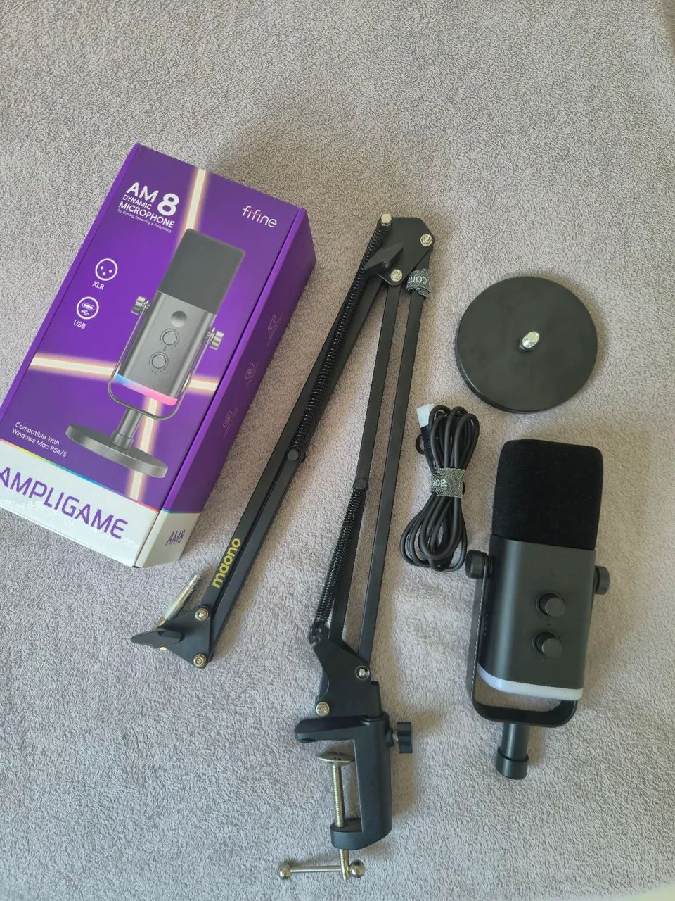 Microfone Fifine AM8 + Braço articulado Maono