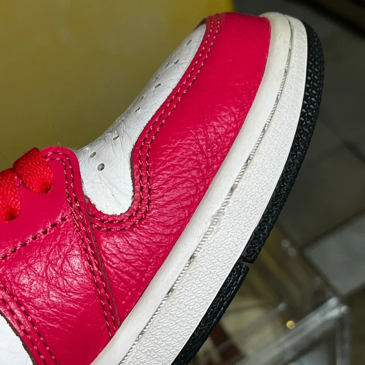 Air Jordan 1 LIGHT FUSION RED - Foto 4