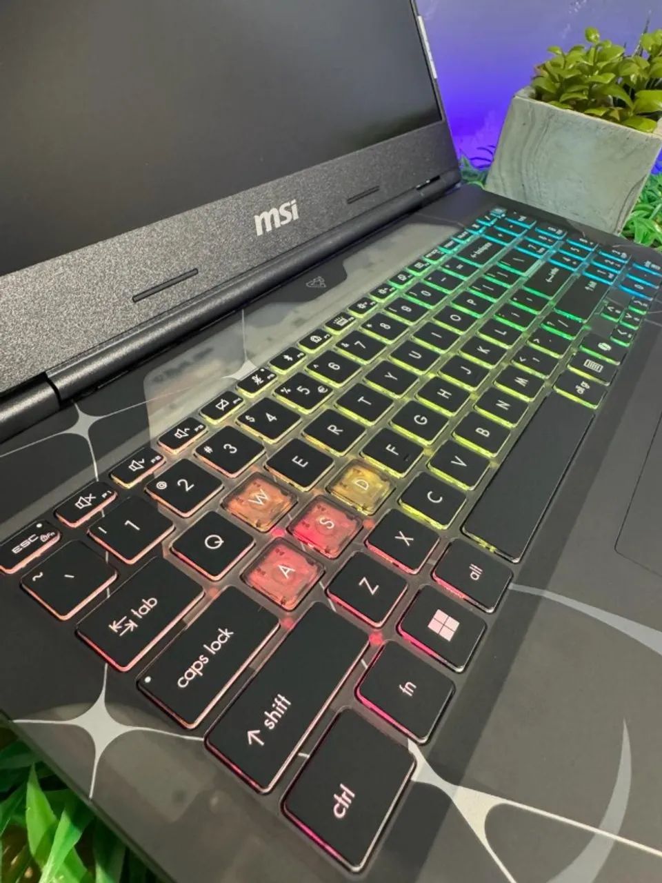 Notebook Gamer MSI Cyborg 15 Core 7 RTX 5060 NOVO! - Foto 2