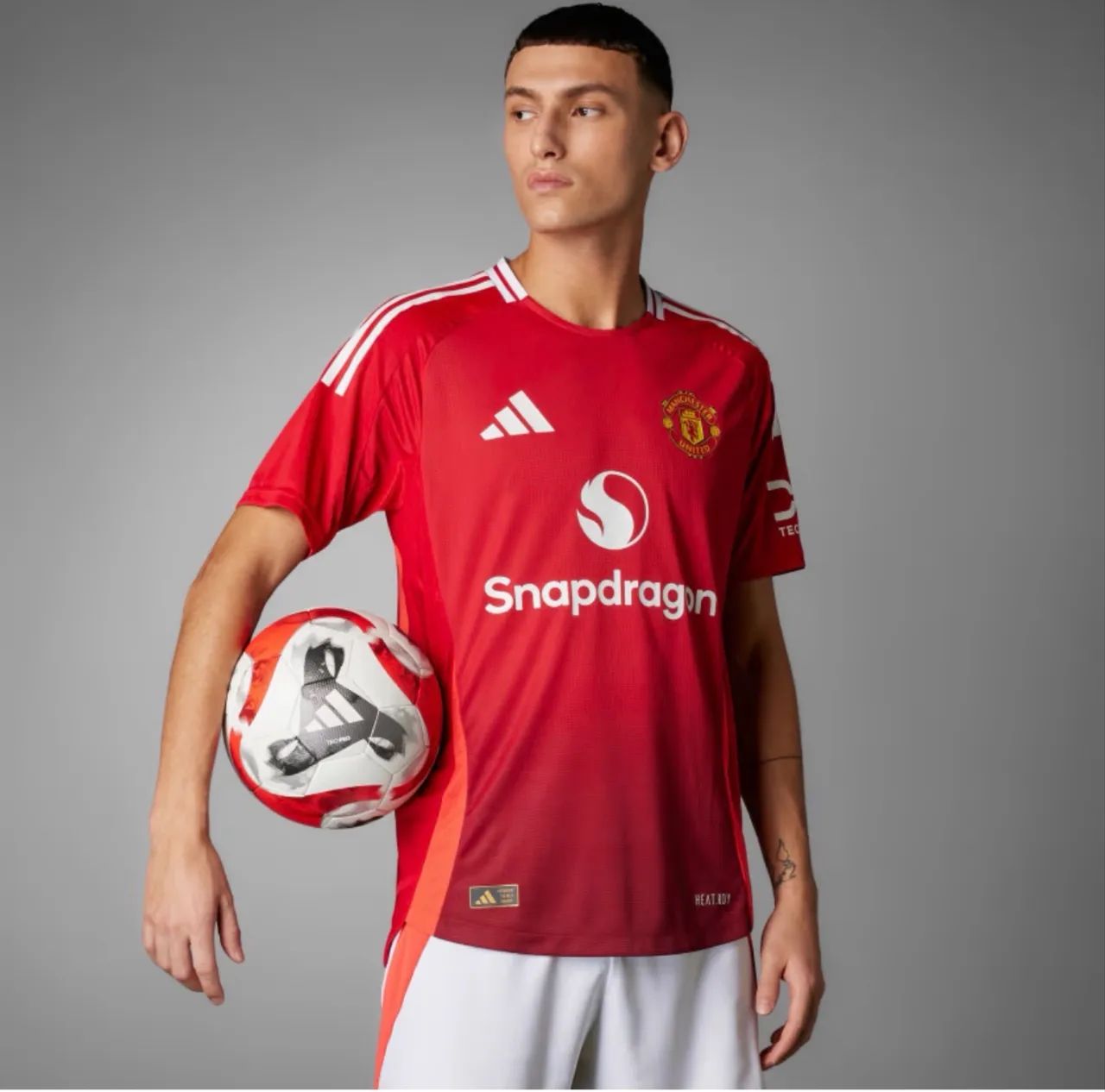 CAMISA 1 MANCHESTER UNITED 24/25 AUTHENTIC  Tamanho L - Foto 2