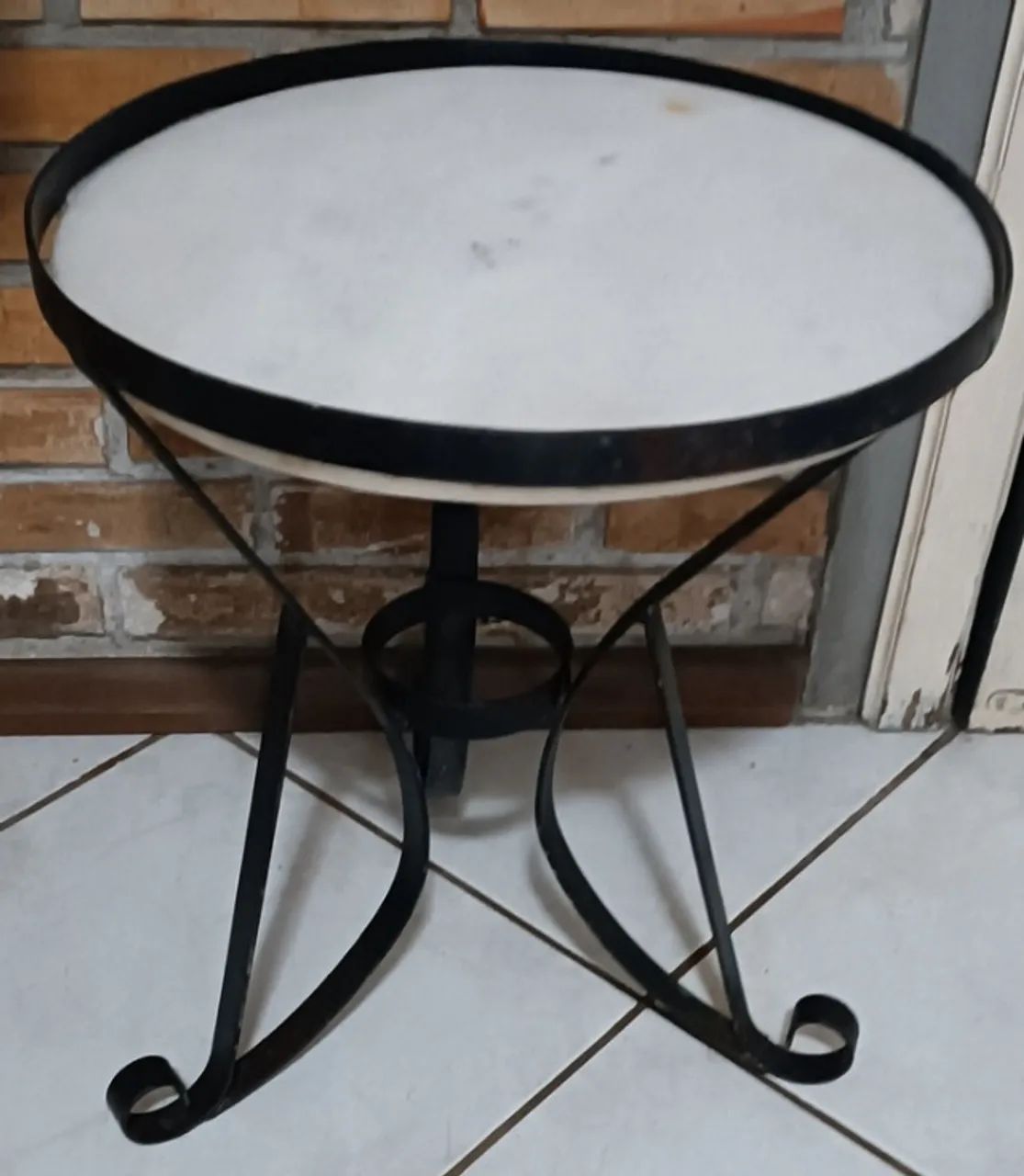Small Iron and Marble Table64985889874049121