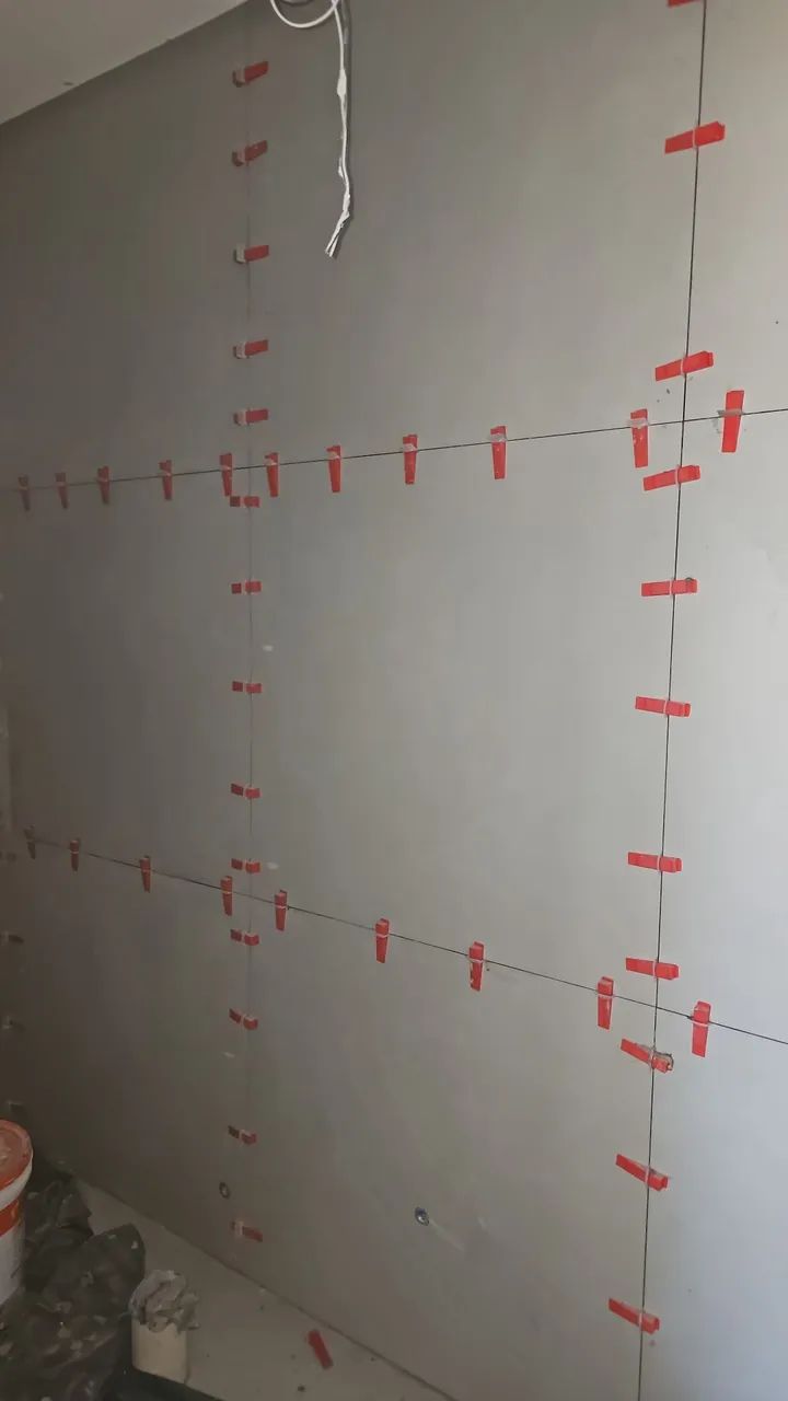 Aplicação de porcelanato grandes formatos 