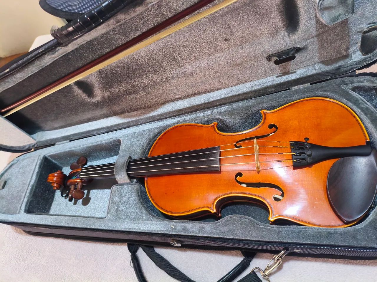 Violino Yamaha v5 4/4
