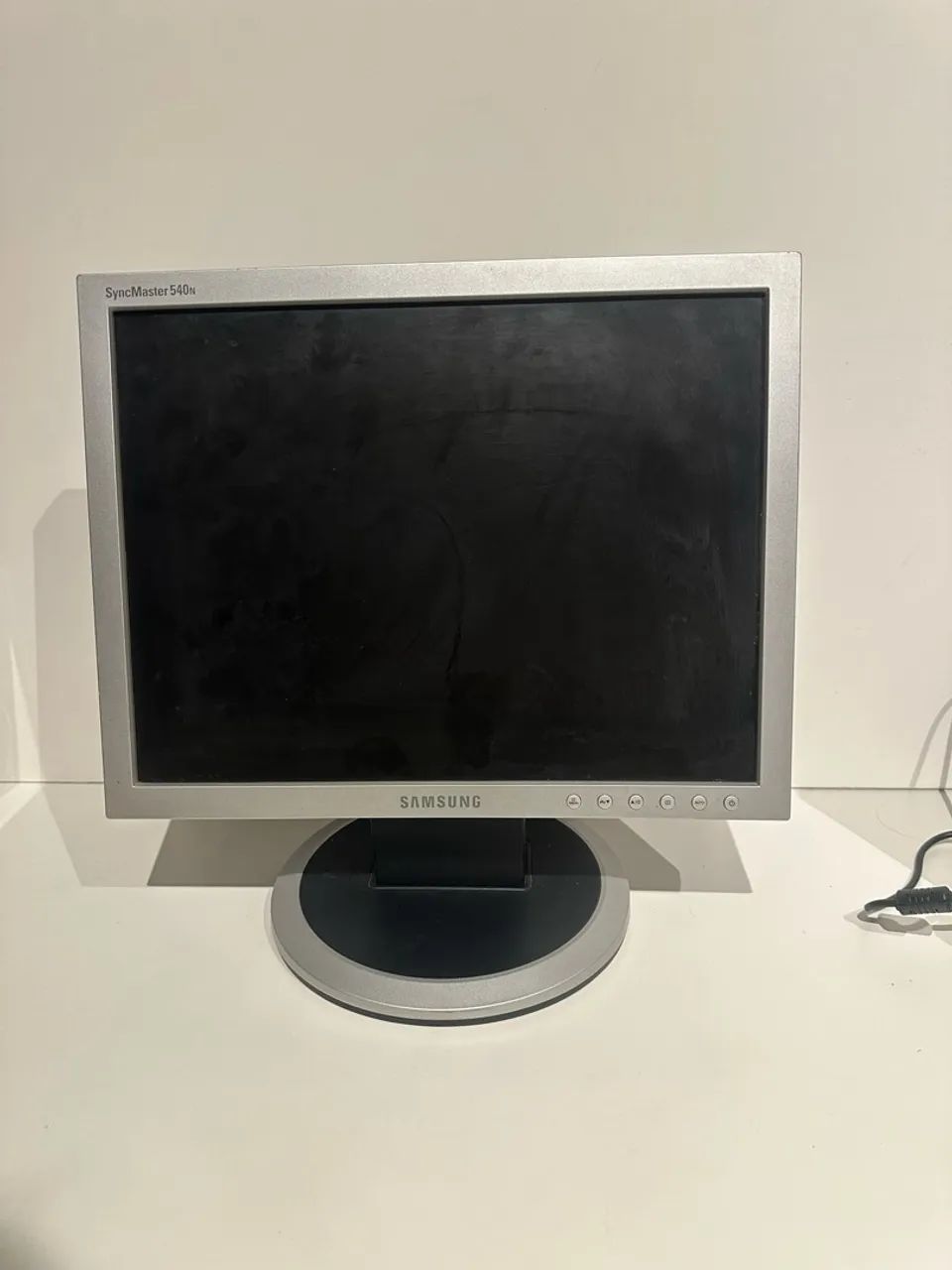 Monitor Samsung SyncMaster 540N 15? - Não Funcionando