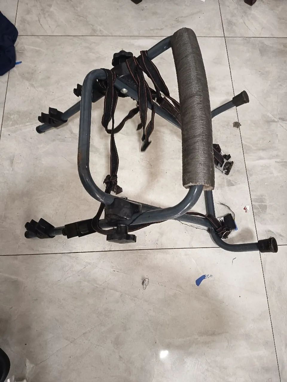 Suporte de bicicleta para carro - Foto 3