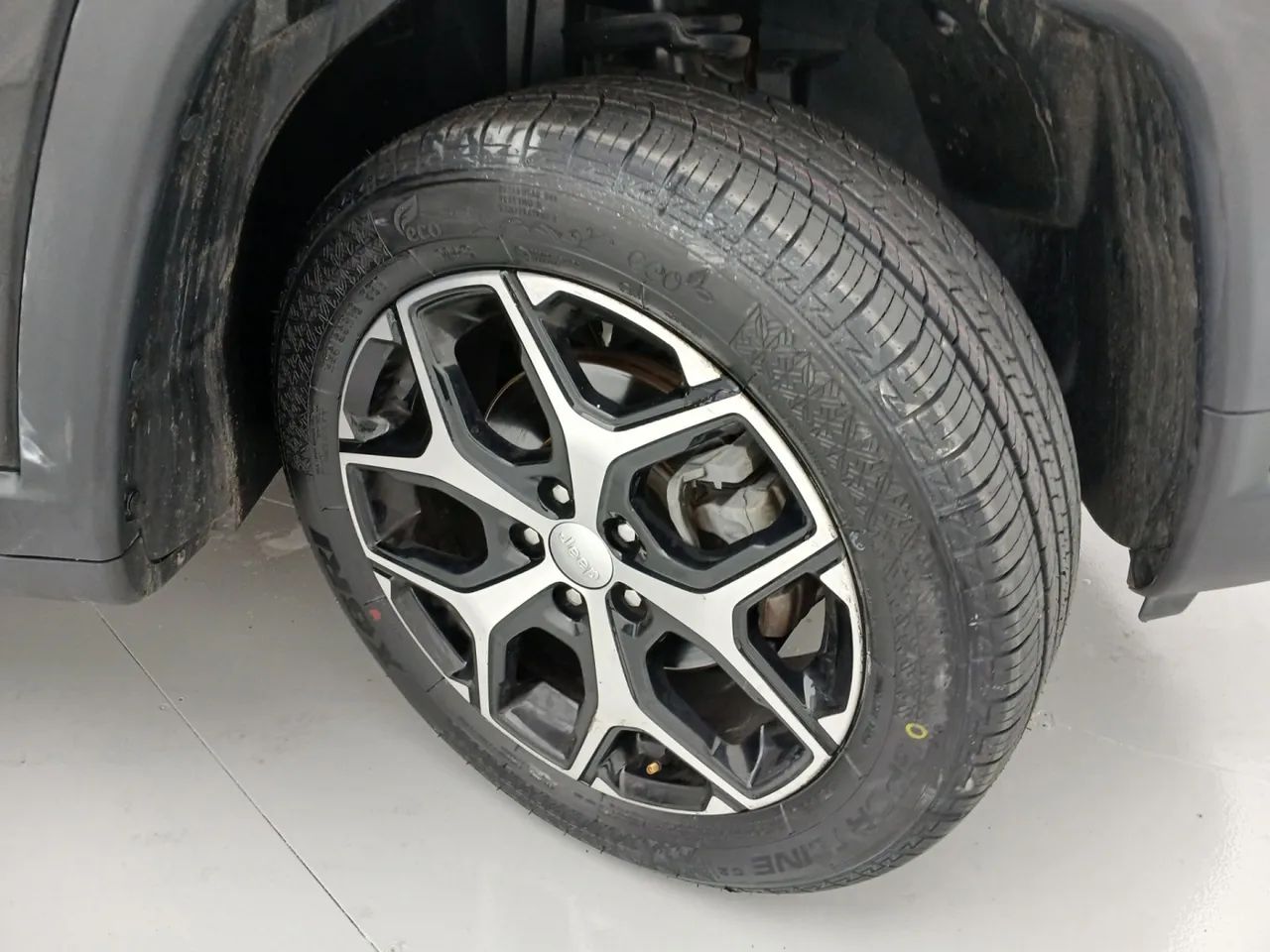Jeep Compass LONG. T270 1.3 TB 4x2 Flex Aut., foto 14 de 18