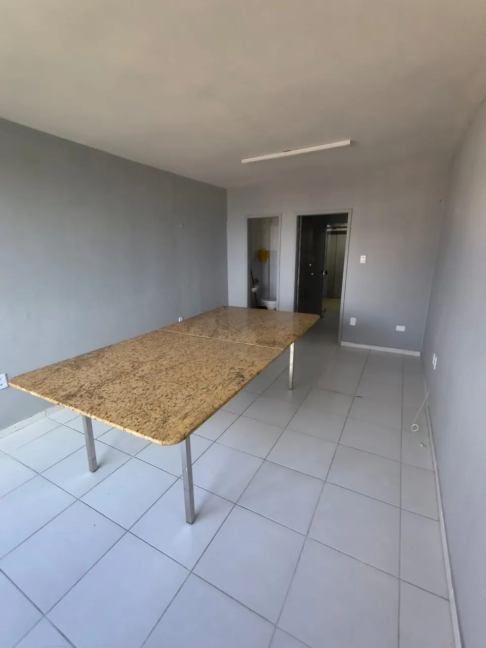 Sala Comercial de 33,24m no Edifício Círculo Católico, no bairro da Boa Vista.